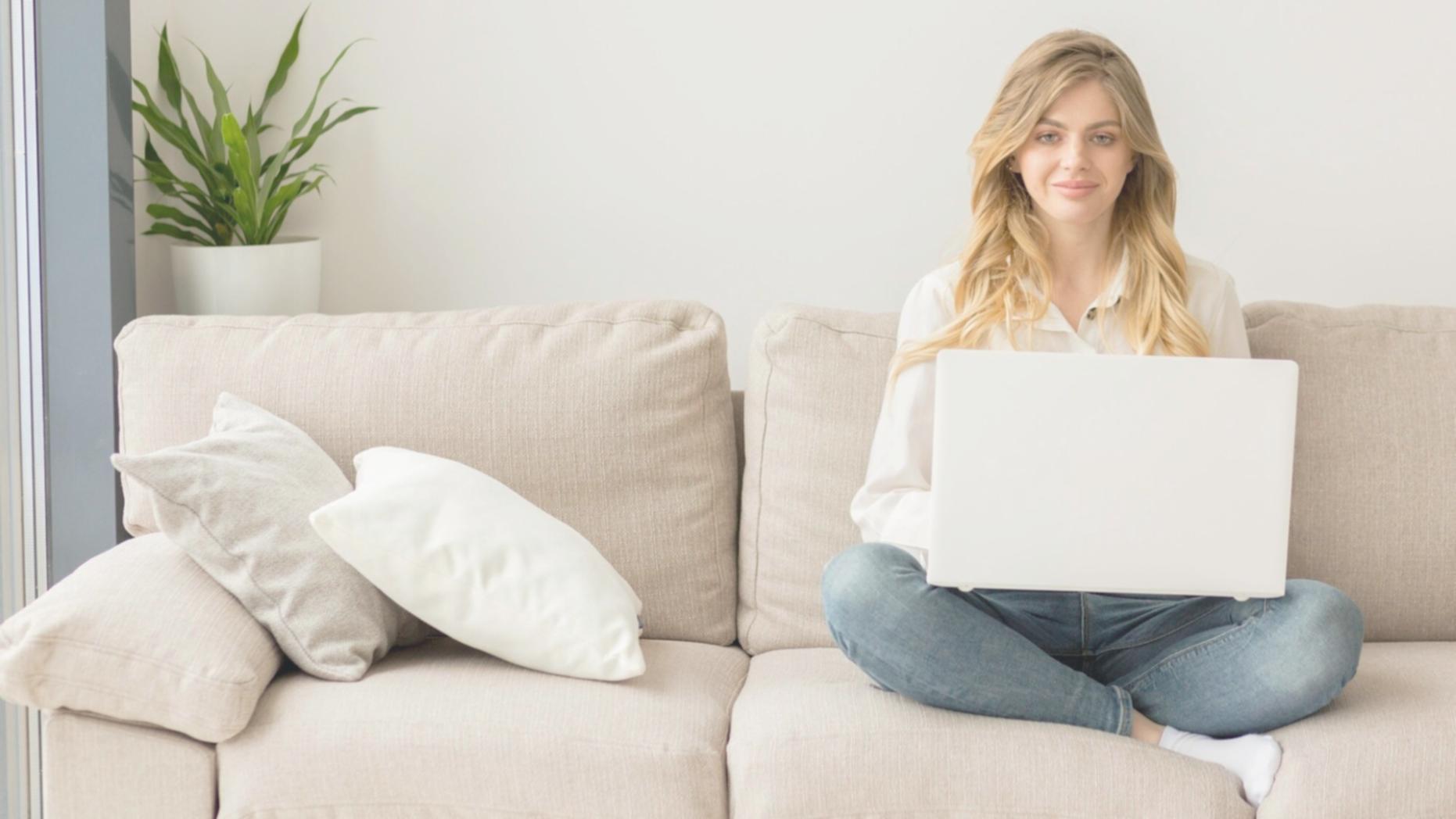 Workshop-Atmosphäre mit Fokus auf gemeinsame Problemlösung